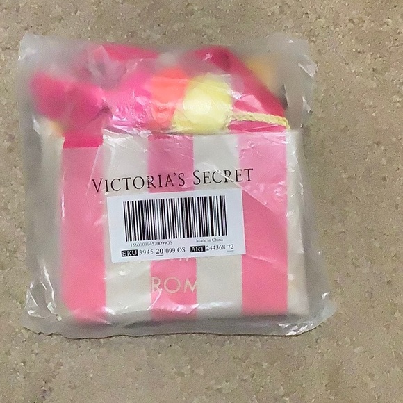 Victoria's Secret "Paradise" Pink/Orange Ombré strip Tote. New in package. - Picture 5 of 6